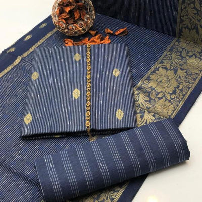 Women&#39;s Unstitched
